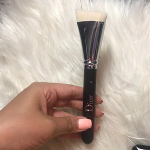 dior 15 brush